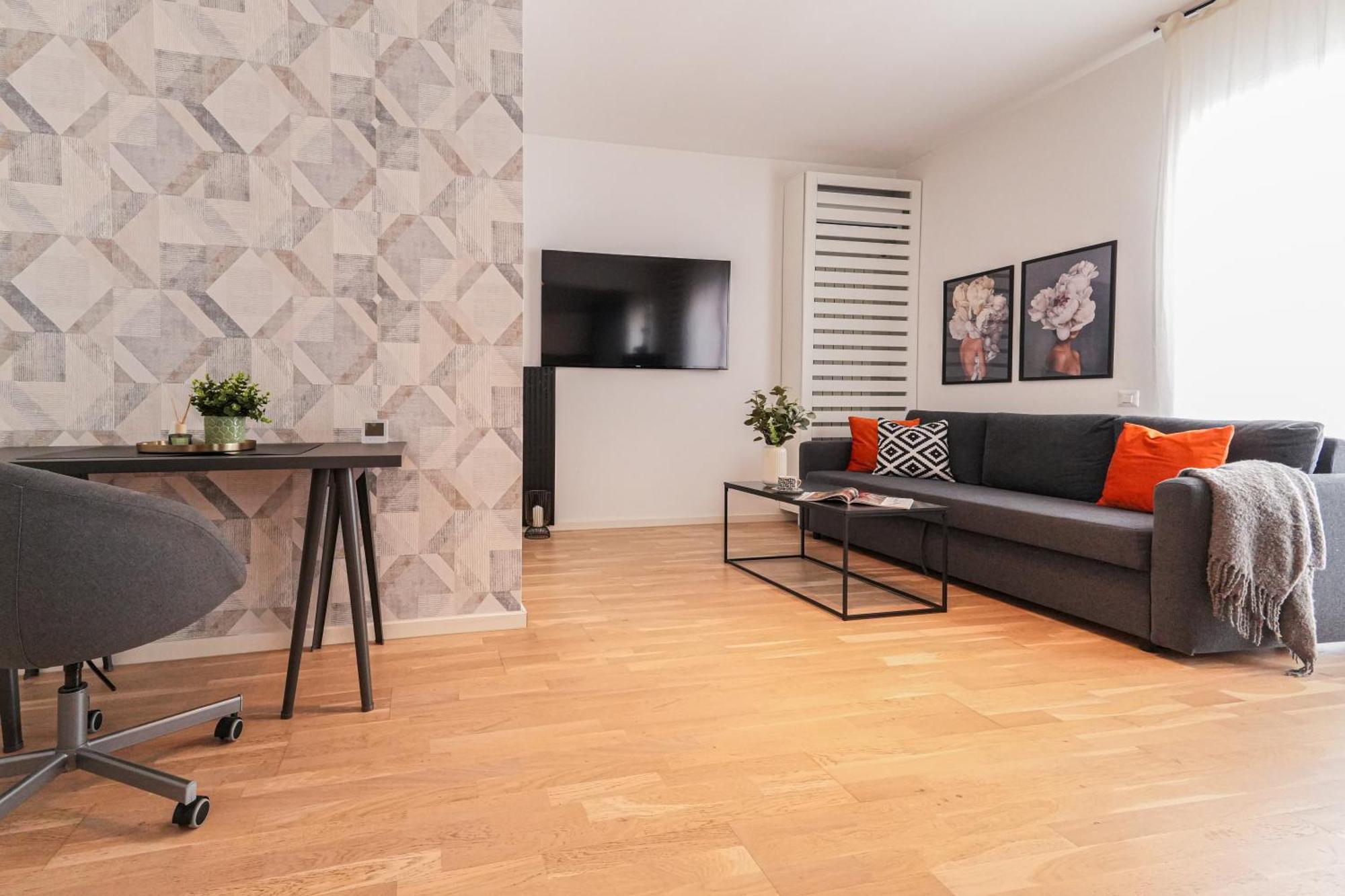 Maria - Modern Apartment With Parking And Workspace Бухарест Екстер'єр фото